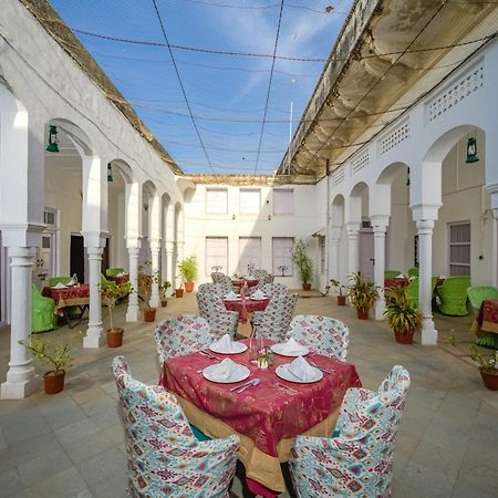 Neemrana'S - Piramal Haveli Hotel Bagar Exterior photo