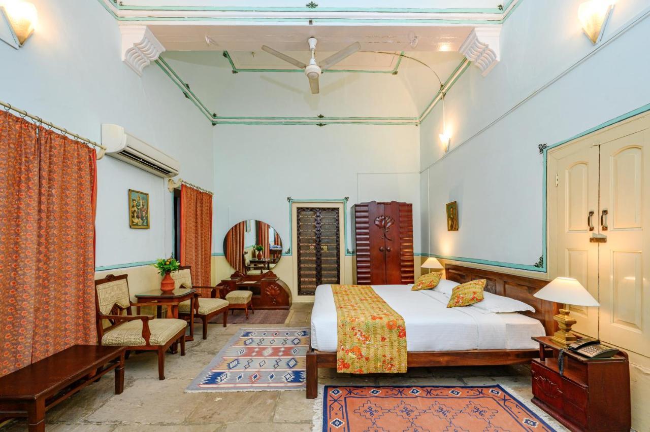 Neemrana'S - Piramal Haveli Hotel Bagar Exterior photo